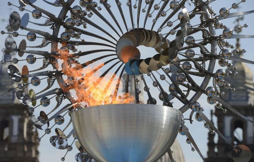 Pira Olímpica Rio 2016 é acesa em homenagem aos Jogos de Tóquio