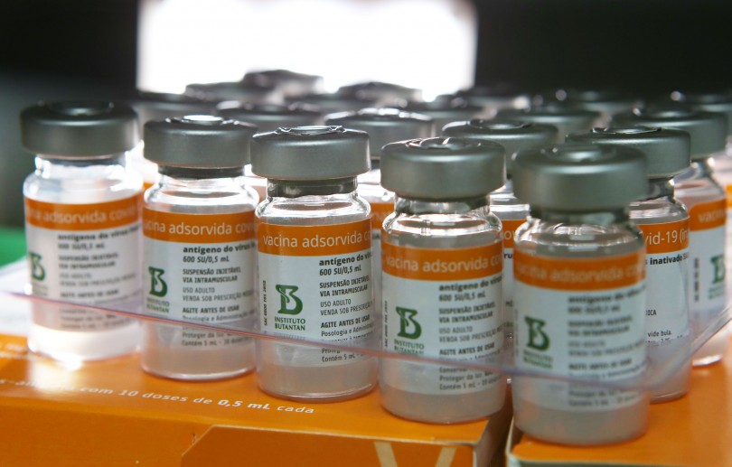 Secretaria de Saúde do Estado do RJ realiza 11ª entrega de vacina contra Covid-19 aos municípios