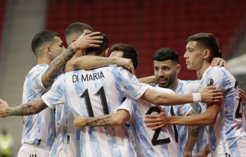 Argentina derrota Paraguai e assume ponta do Grupo A na Copa América