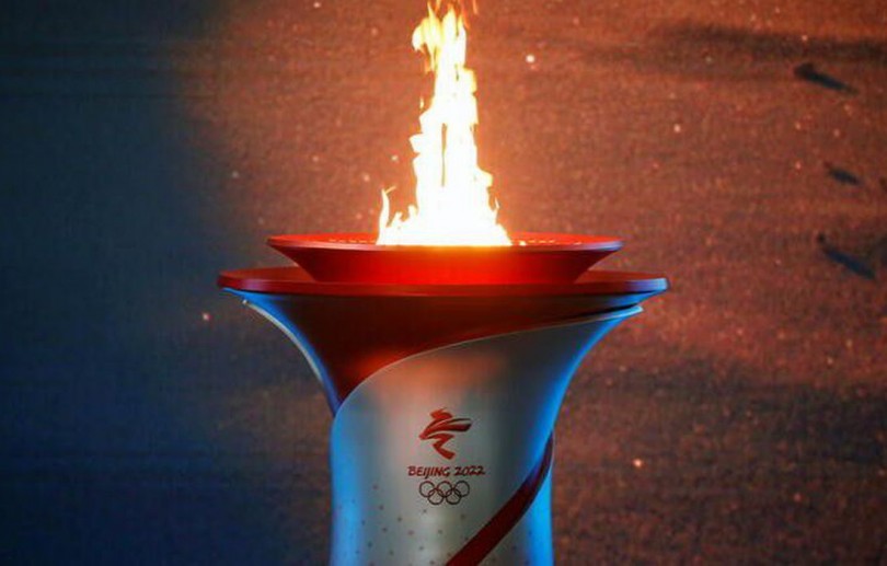 China acende chama olímpica em Pequim para Jogos de Inverno