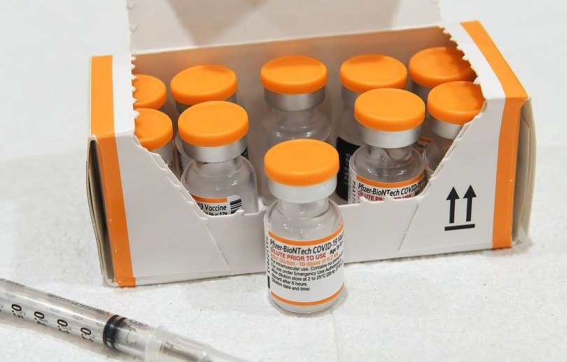 Rio inicia distribuição de doses de vacina infantil contra a covid-19
