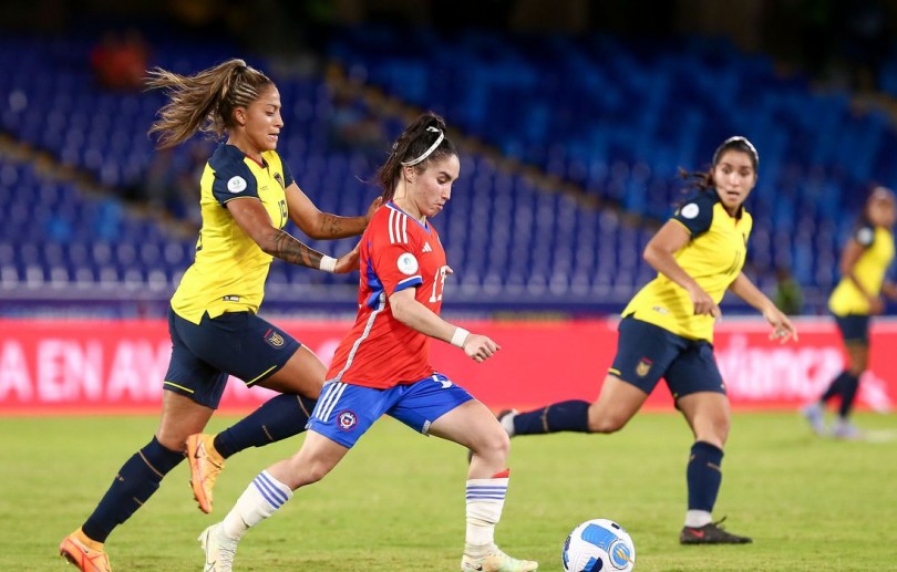 Chile vence a primeira pela Copa América de futebol feminino