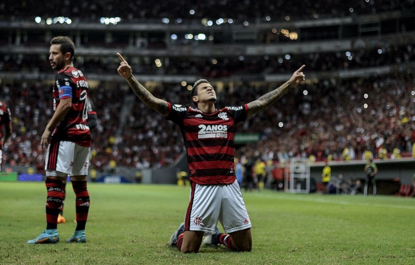 Flamengo consolida reação no Brasileiro com goleada sobre Juventude
