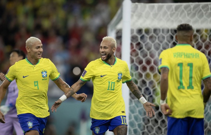 Brasil define classificação no primeiro tempo e goleia Coreia do Sul