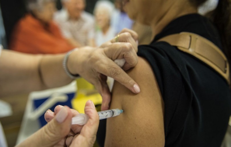 Mais de 90 mil pessoas vacinadas com dose de reforço contra a covid-19