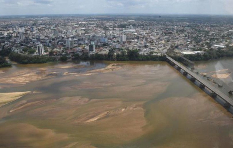 Caso Samarco: Justiça exige depósito de R$ 10 bi para reparar danos