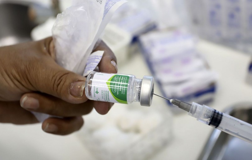 Rio recebe novas doses de vacina contra gripe e retoma imunizações
