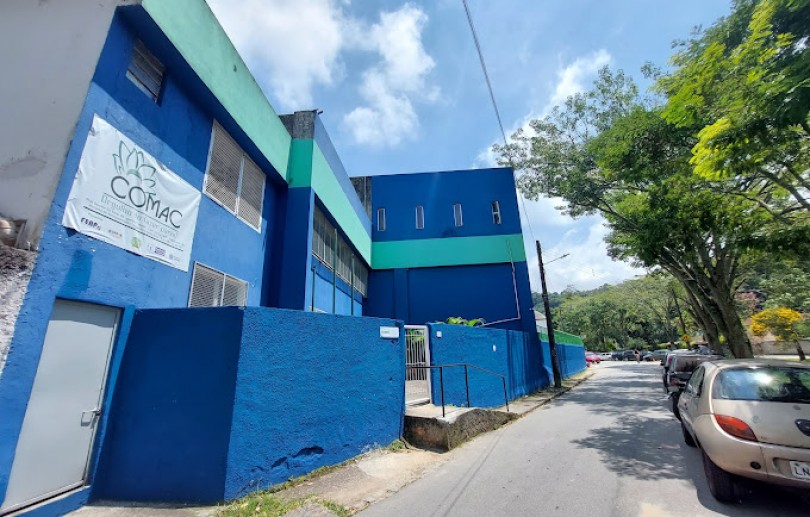 Inscrições abertas para aulas gratuitas de basquetebol na COMAC de Petrópolis