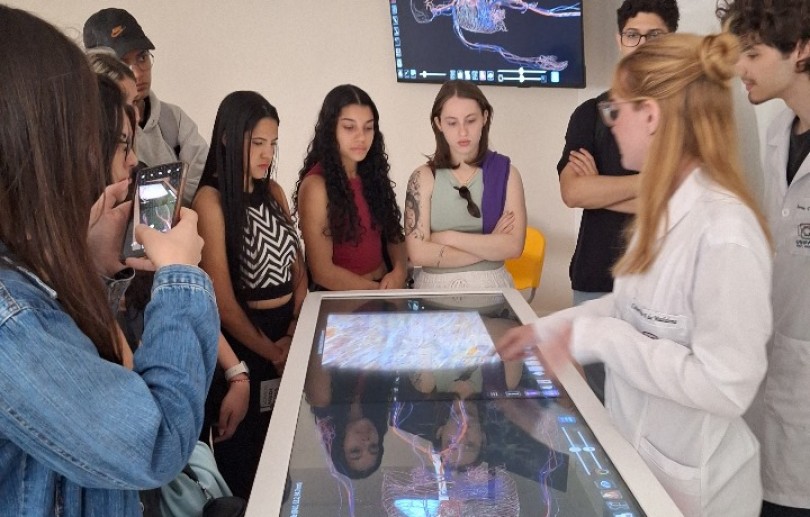 UNIFASE/FMP promove experiência imersiva na vida acadêmica a cerca de mil estudantes de Petrópolis