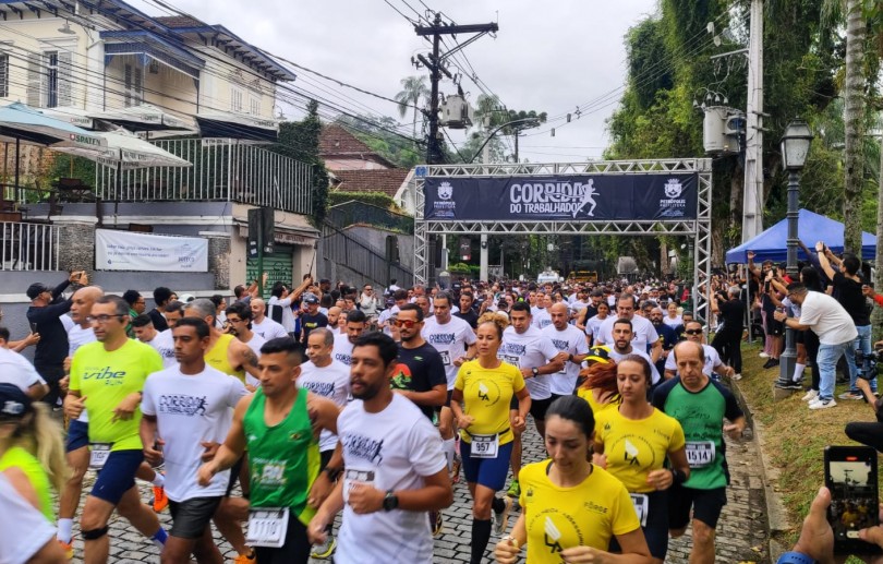 Corrida do Trabalhador lota as principais ruas do Centro