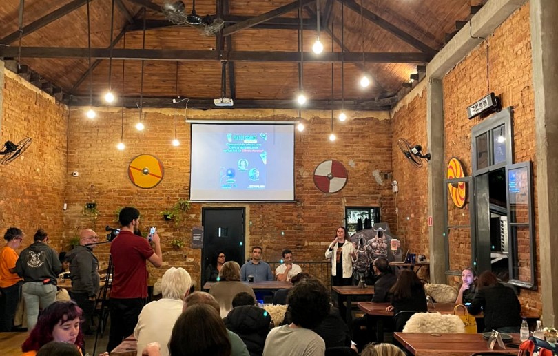 UNIFASE participa do Pint of Science, festival internacional que leva debates científicos para bares e restaurantes
