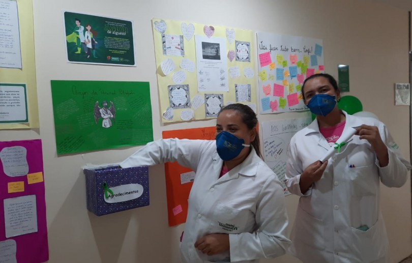 Equipes criam mural em homenagem aos profissionais de saúde do Hospital Unimed Petrópolis