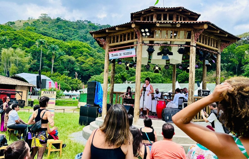 Artistas petropolitanos celebram o palco Coreto no Rock The Mountain