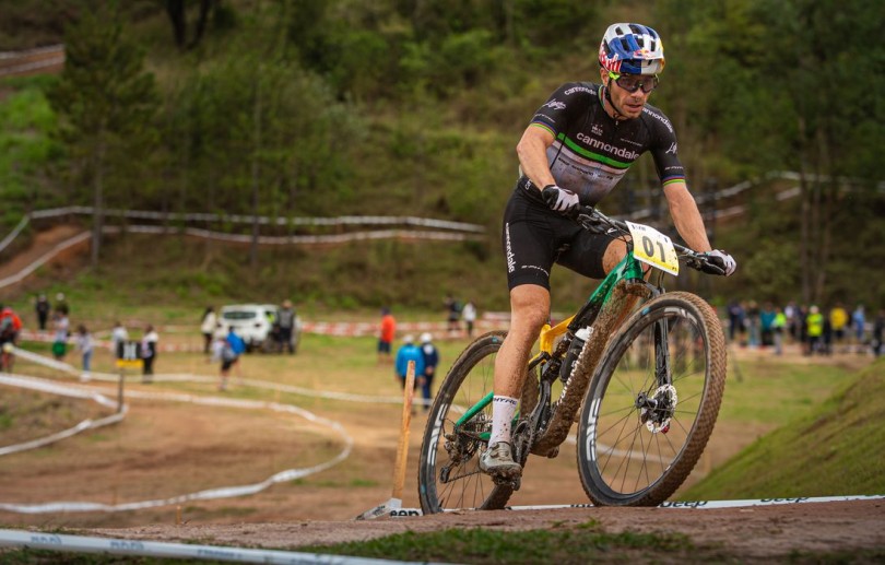 Mountain bike: Henrique Avancini conquista título brasileiro