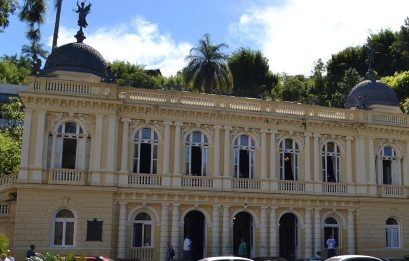 MP entra com recurso contra decisão da justiça de aumentar quantidade de vereadores na Câmara Municipal de Petrópolis