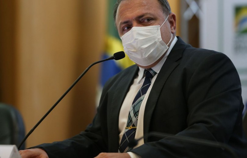 Procuradoria entra com ação de improbidade contra ex-ministro Pazuello