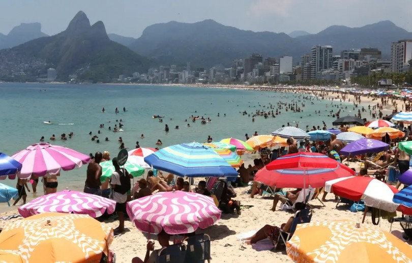 Rio tem sensação térmica de mais de 52 graus às 8h da manhã desta segunda-feira (13)