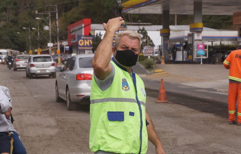Com obras do DNIT em Bonsucesso, CPTrans pede que motoristas tentem evitar este trecho da União e Indústria