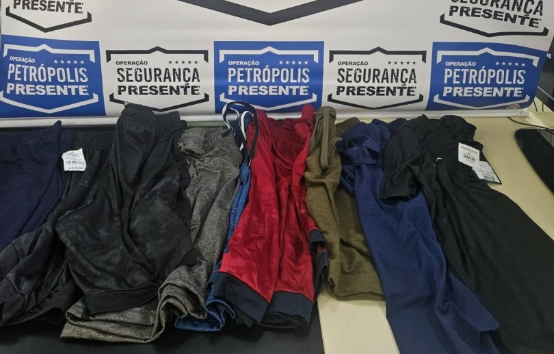 Segurança Presente de Petrópolis prende homem pelo furto de roupas na Lojas Americanas