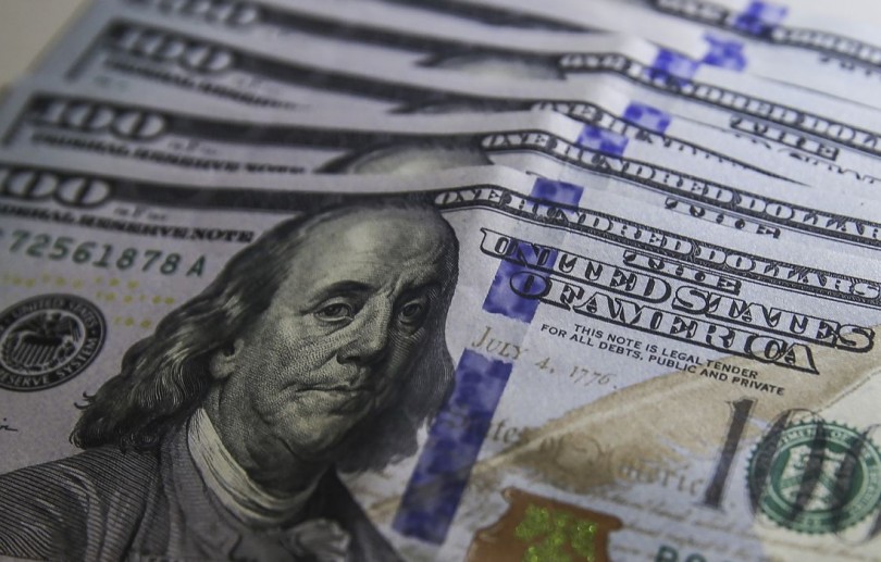 Dólar cai para R$ 5,09 após anúncio de nova regra fiscal