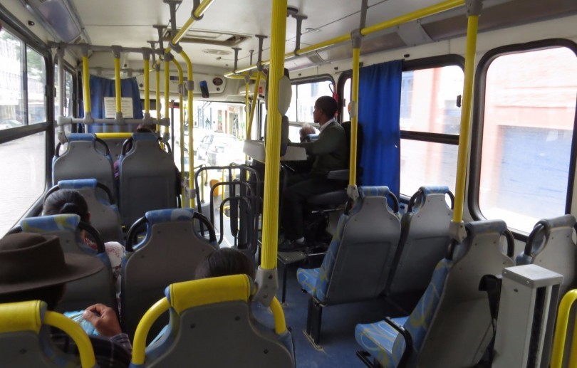 Prefeitura vai à Justiça para garantir operação de 100% da frota de ônibus