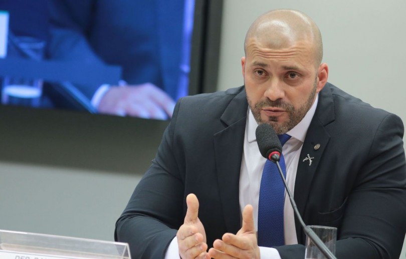 Moraes mantém prisão do ex-deputado Daniel Silveira