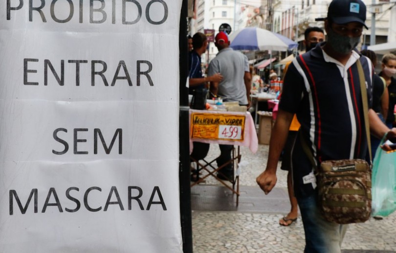 Rio registra em outubro menor taxa de testes positivos de covid-19