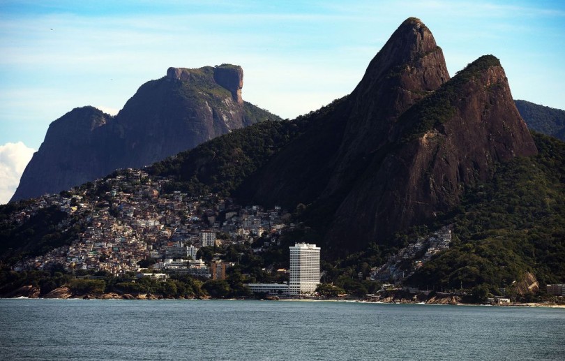 Ventos de mais de 70 km/h atingem o Rio e provocam transtornos