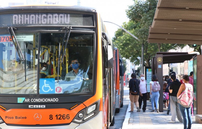 Prefeitura de São Paulo reforça frota de ônibus para o segundo turno