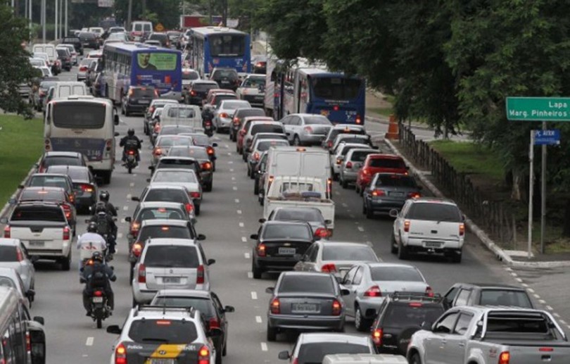 Greve do Metrô faz prefeitura de São Paulo suspender rodízio de carros