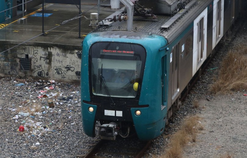 Rio: sistema ferroviário volta a operar após mais de 24 horas parado