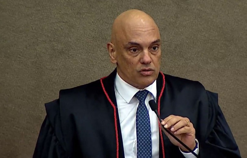Moraes defende democracia e sistema eleitoral em discurso de posse
