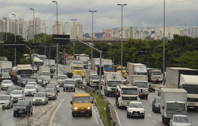 São Paulo suspende rodízio de veículos na véspera de feriado