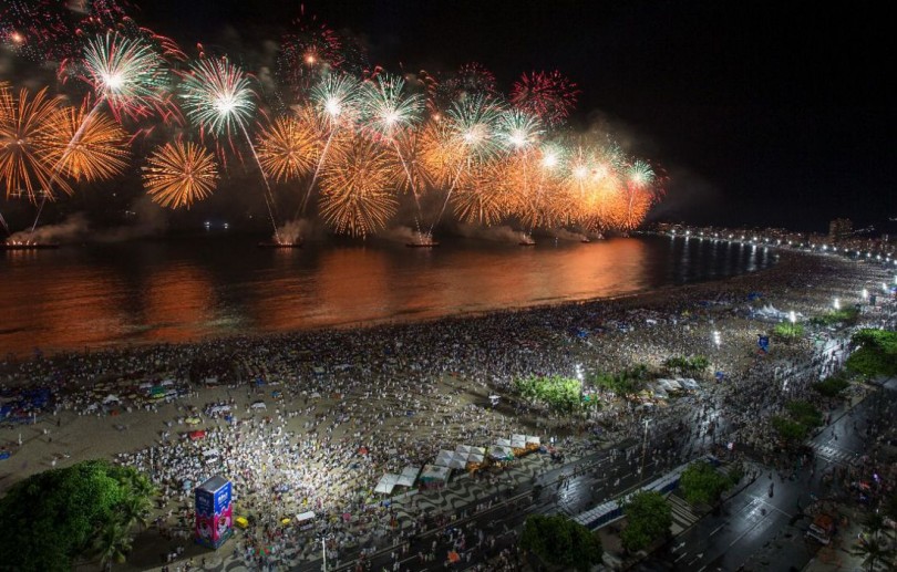 Rio inicia venda de bilhetes do Metrô para o Réveillon de Copacabana